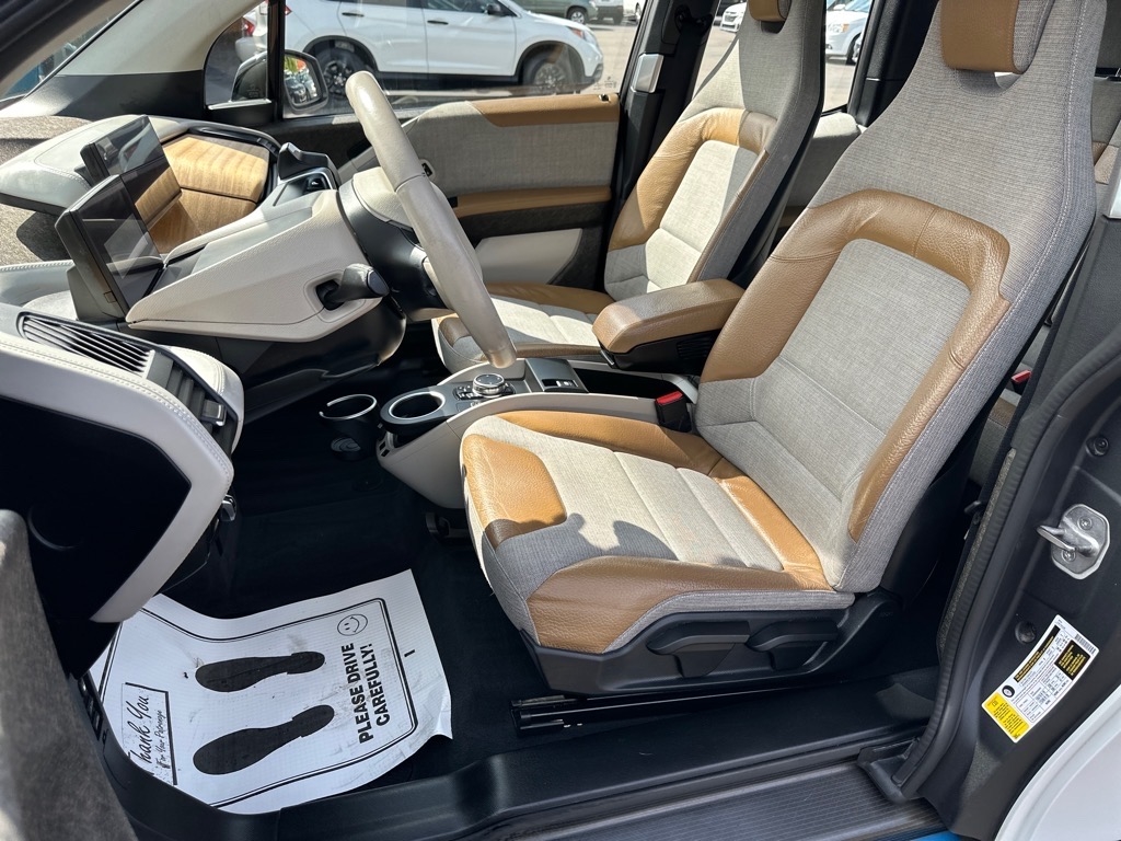BMW i3 4dr HB w/Range Extender 2015 BMW i3 4dr HB w/Range Extender 2015