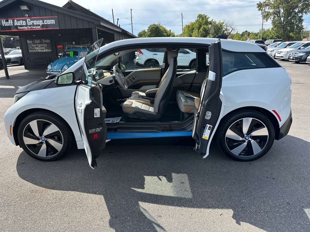 BMW i3 4dr HB w/Range Extender 2015 BMW i3 4dr HB w/Range Extender 2015