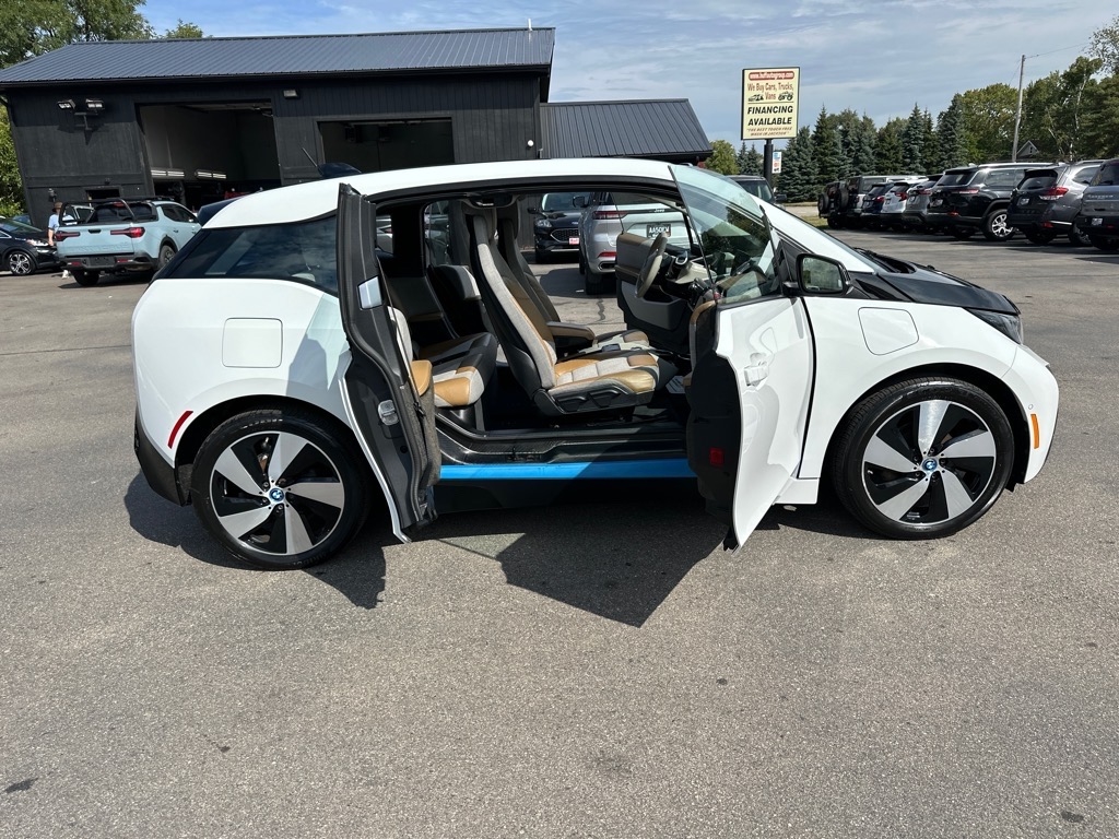 BMW i3 4dr HB w/Range Extender 2015 BMW i3 4dr HB w/Range Extender 2015