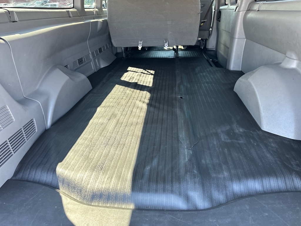 Chevrolet Express Cargo Van RWD 2500 155" 2017 Chevrolet Express Cargo Van RWD 2500 155" 2017