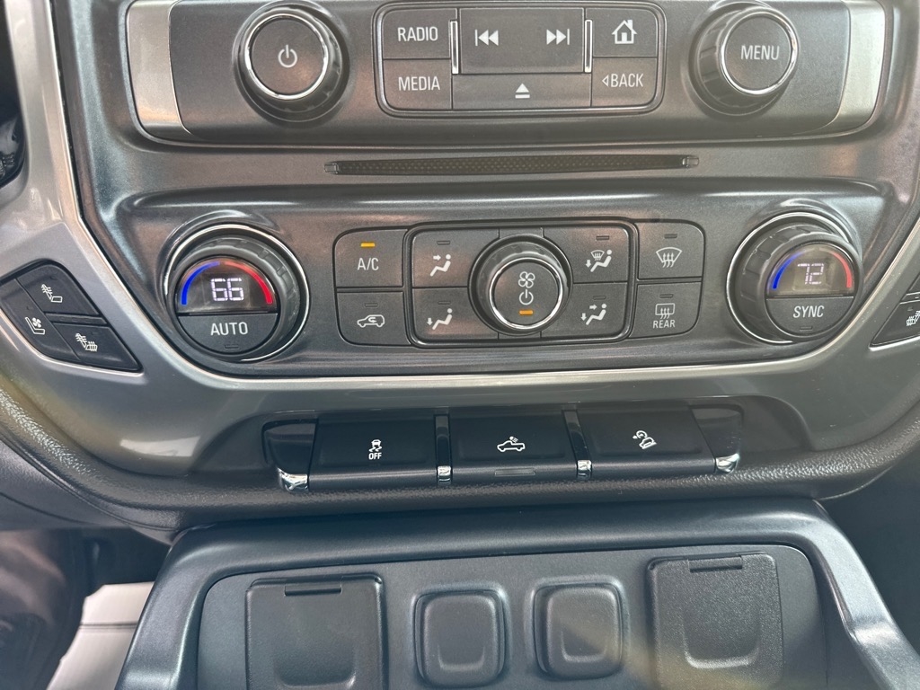 Chevrolet Silverado 1500 4WD Crew Cab 143.5" LTZ w/2LZ 2017 Chevrolet Silverado 1500 4WD Crew Cab 143.5" LTZ w/2LZ 2017
