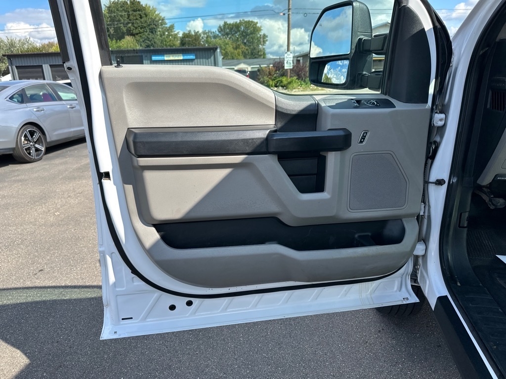 2020 Ford F-250 XL photo 11