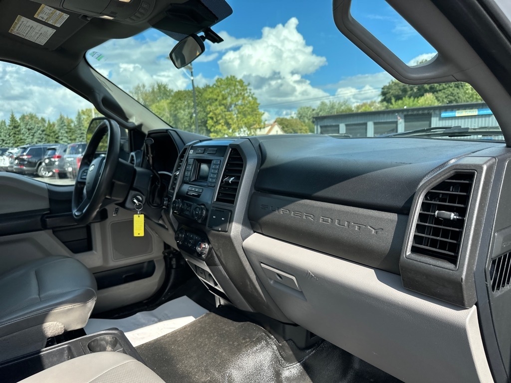2020 Ford F-250 XL photo 13