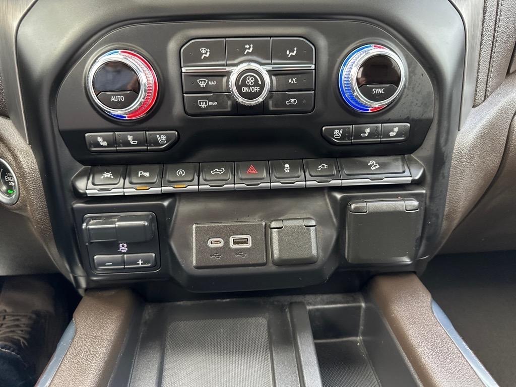 GMC Sierra 1500 4WD Crew Cab 147" Denali 2021