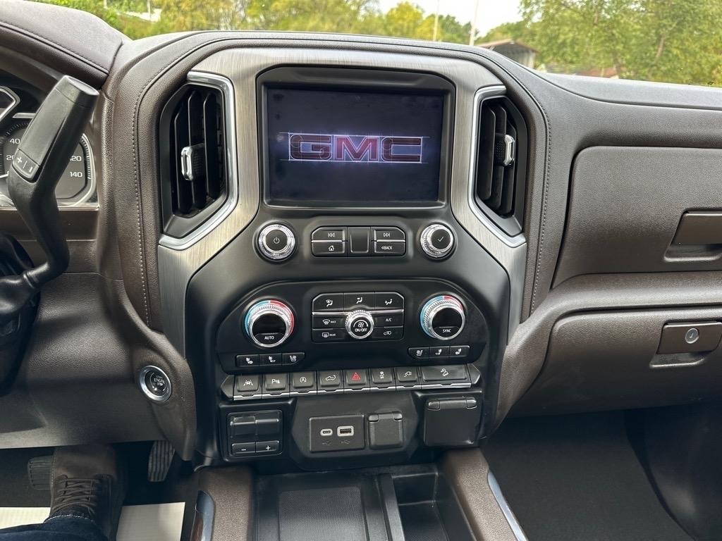 GMC Sierra 1500 4WD Crew Cab 147" Denali 2021
