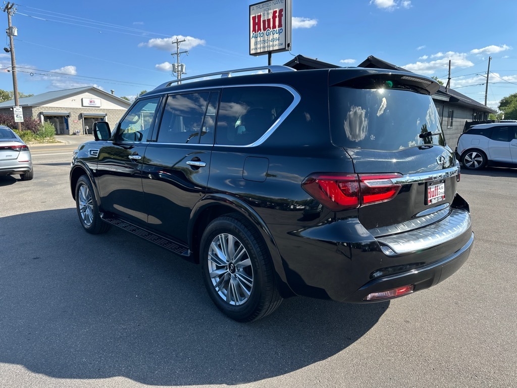 2018 Infiniti QX80 photo 5