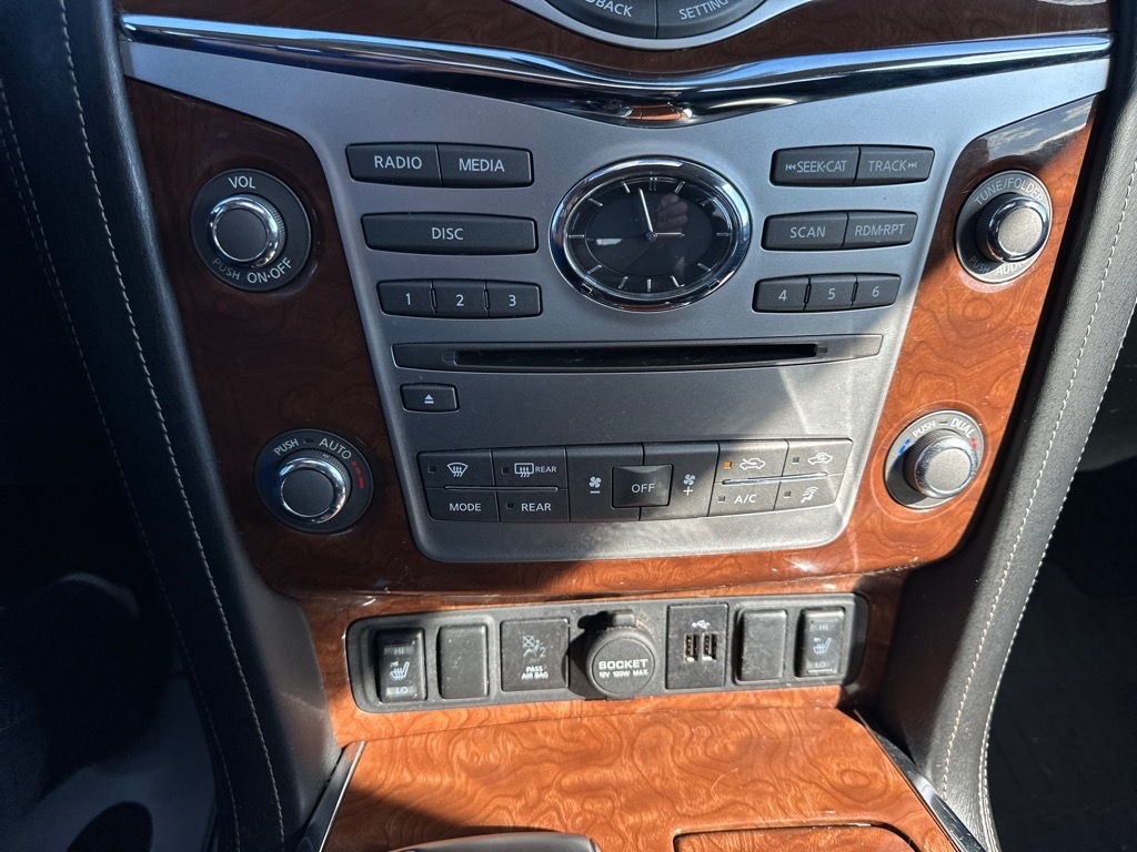 2018 Infiniti QX80 photo 27