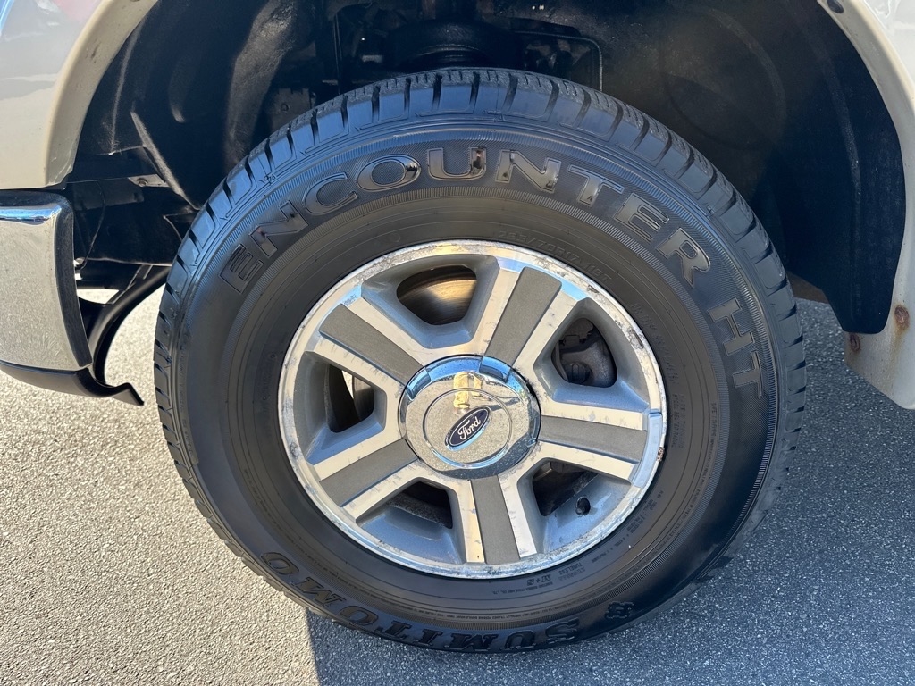 2007 Ford F-150 XLT photo 8