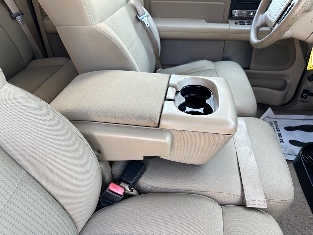 2007 Ford F-150 XLT photo 25