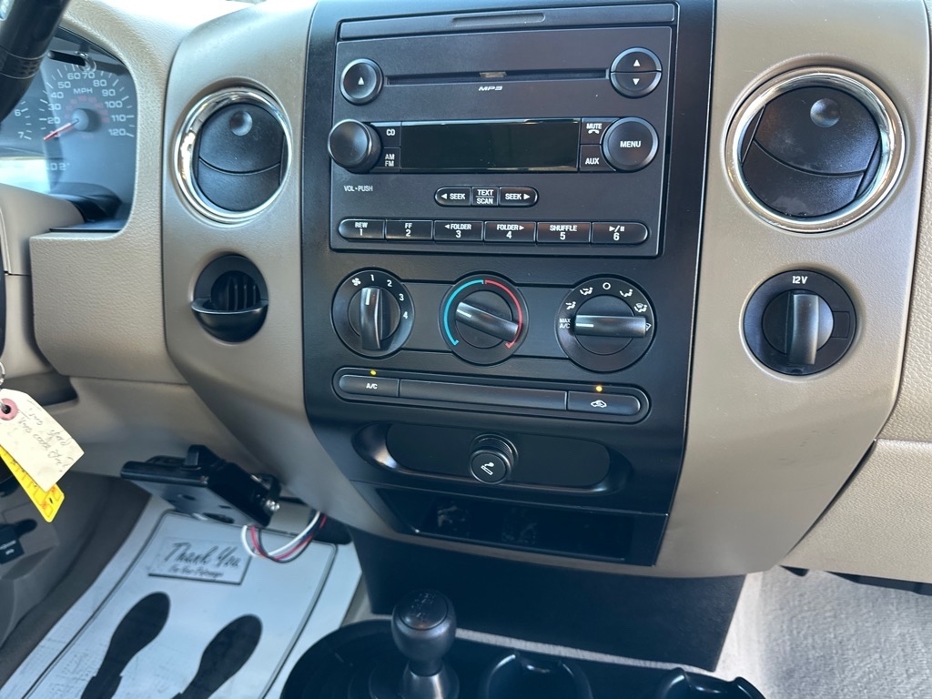 2007 Ford F-150 XLT photo 27