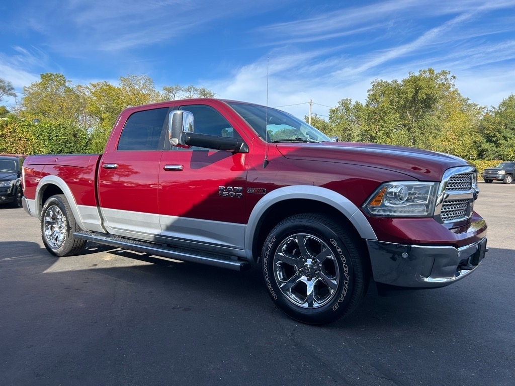 2015 RAM 1500 4WD Crew Cab 149" Laramie