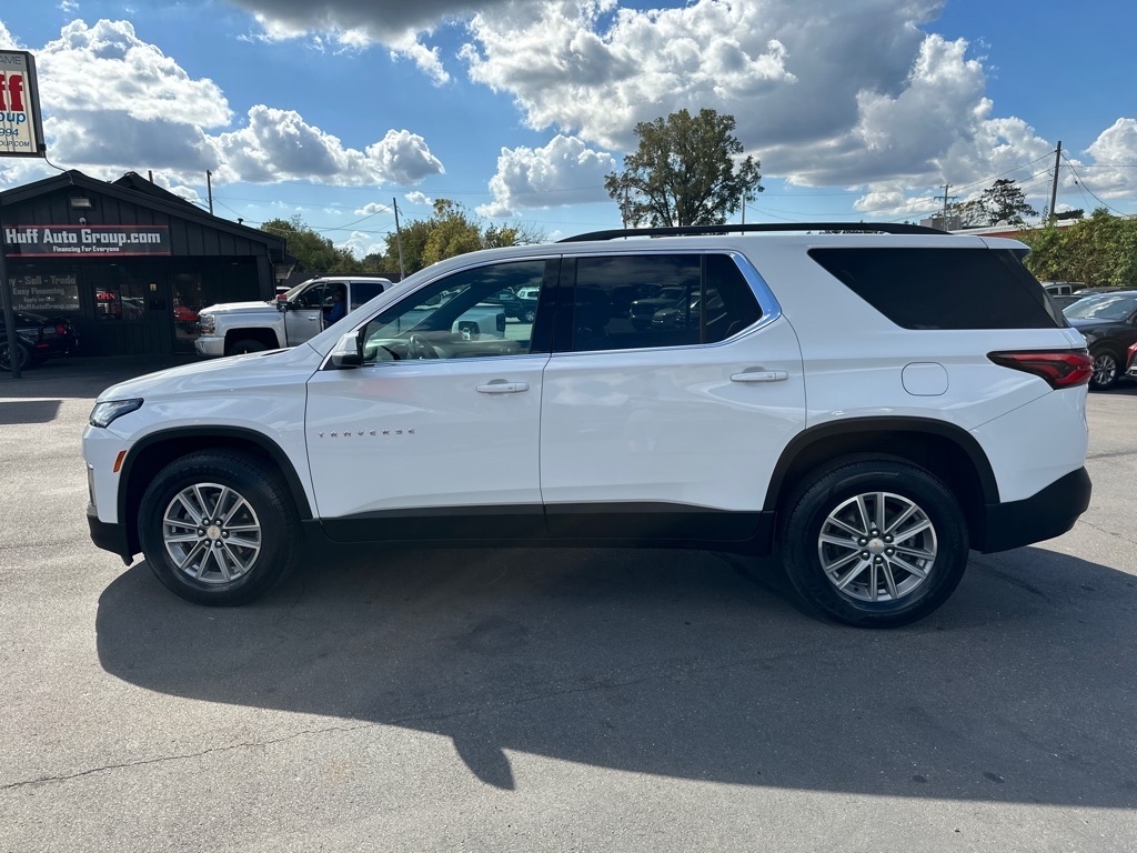 Chevrolet Traverse AWD 4dr LT Cloth w/1LT 2022 Chevrolet Traverse AWD 4dr LT Cloth w/1LT 2022