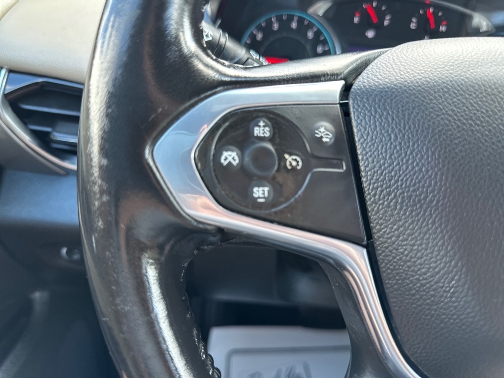 Chevrolet Traverse AWD 4dr LT Cloth w/1LT 2022 Chevrolet Traverse AWD 4dr LT Cloth w/1LT 2022