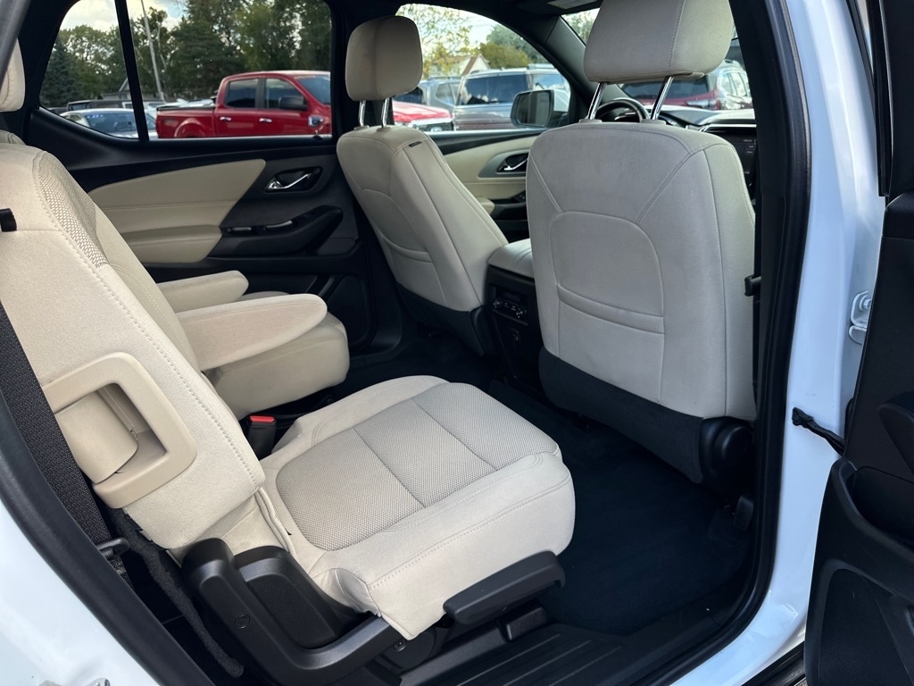 Chevrolet Traverse AWD 4dr LT Cloth w/1LT 2022