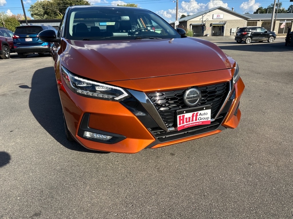Nissan Sentra SR CVT 2021