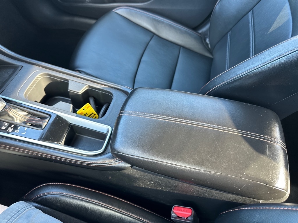 Nissan Sentra SR CVT 2021