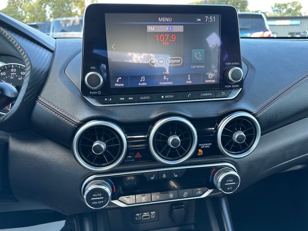 Nissan Sentra SR CVT 2021