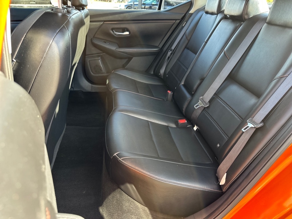 Nissan Sentra SR CVT 2021