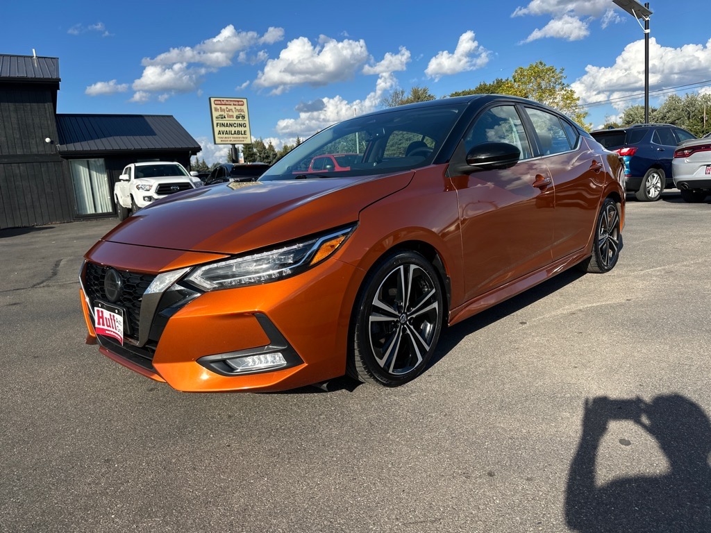 Nissan Sentra SR CVT 2021