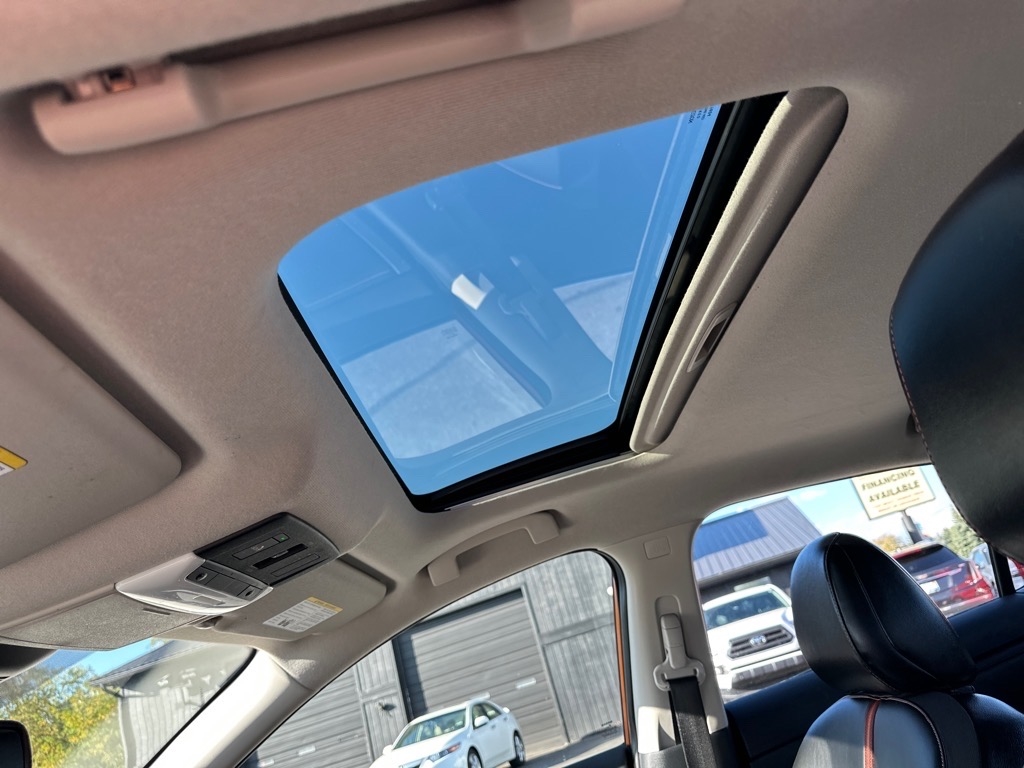 Nissan Sentra SR CVT 2021