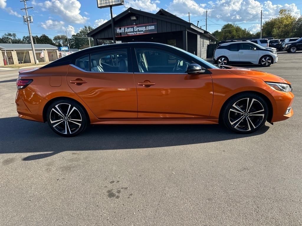 Nissan Sentra SR CVT 2021