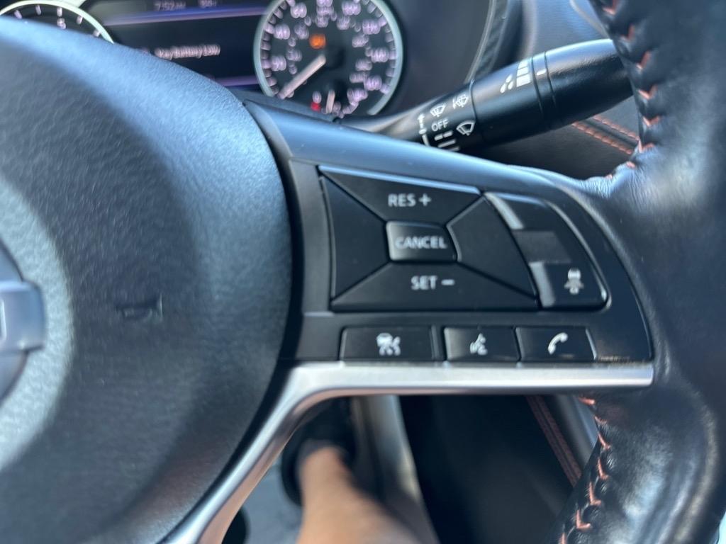 Nissan Sentra SR CVT 2021