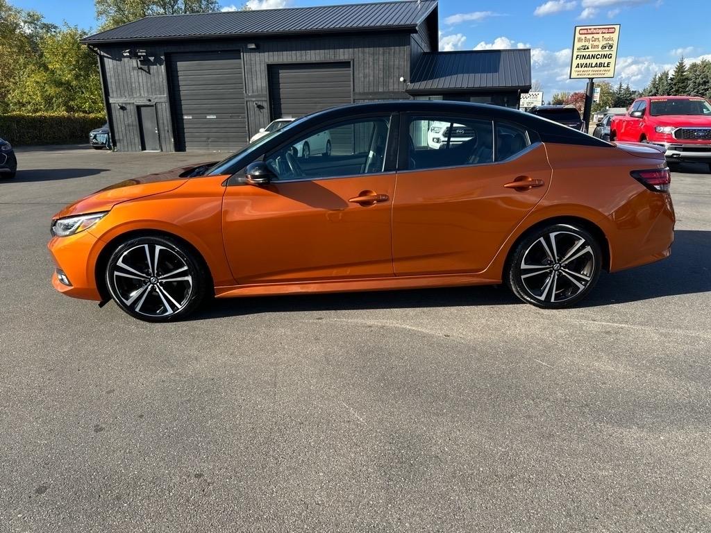 Nissan Sentra SR CVT 2021