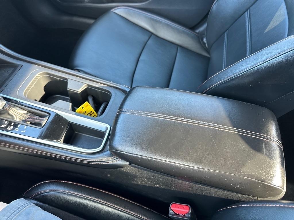 Nissan Sentra SR CVT 2021