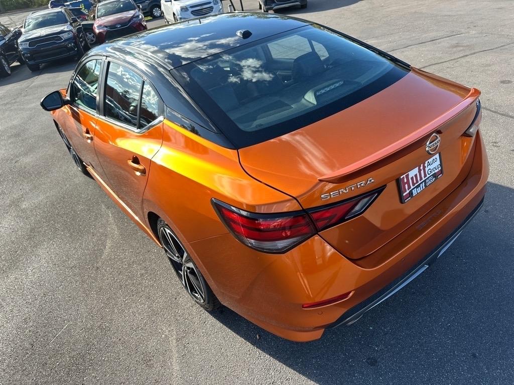 Nissan Sentra SR CVT 2021