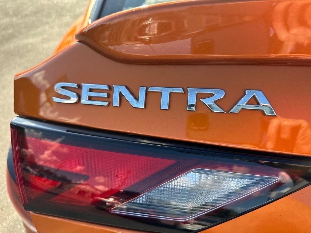 Nissan Sentra SR CVT 2021