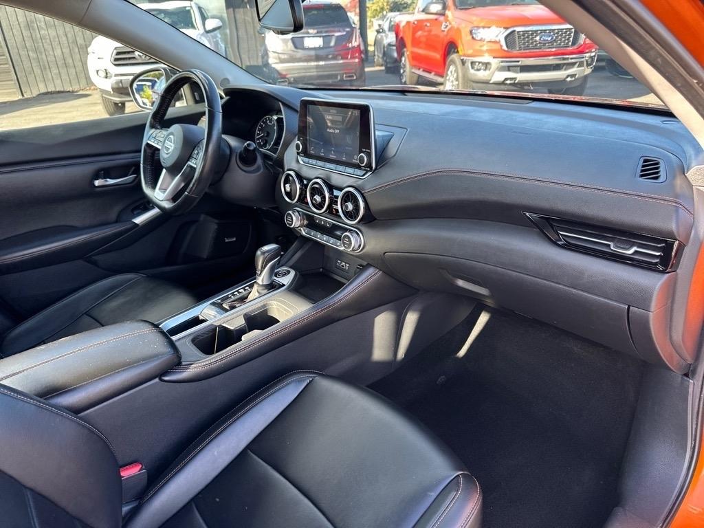 Nissan Sentra SR CVT 2021