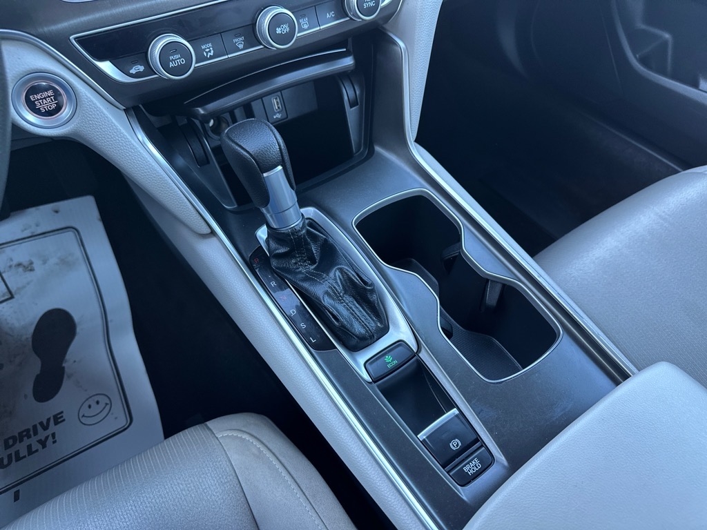Honda Accord Sedan LX 1.5T CVT 2020