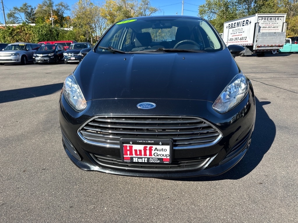 Ford Fiesta 4dr Sdn SE 2014 Ford Fiesta 4dr Sdn SE 2014