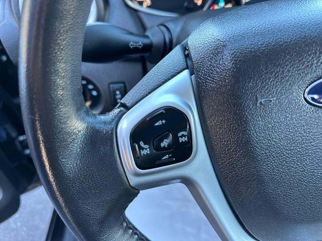 Ford Fiesta 4dr Sdn SE 2014