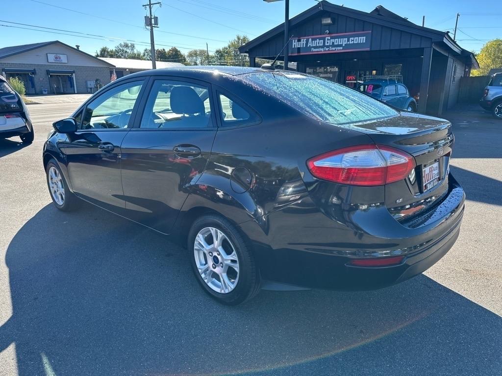 Ford Fiesta 4dr Sdn SE 2014