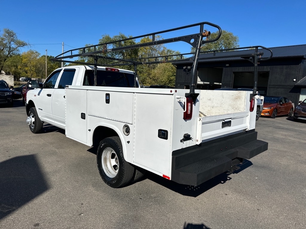 RAM 3500 Chassis Cab Tradesman 4WD Crew Cab 60" CA 172.4" WB 2022 RAM 3500 Chassis Cab Tradesman 4WD Crew Cab 60" CA 172.4" WB 2022