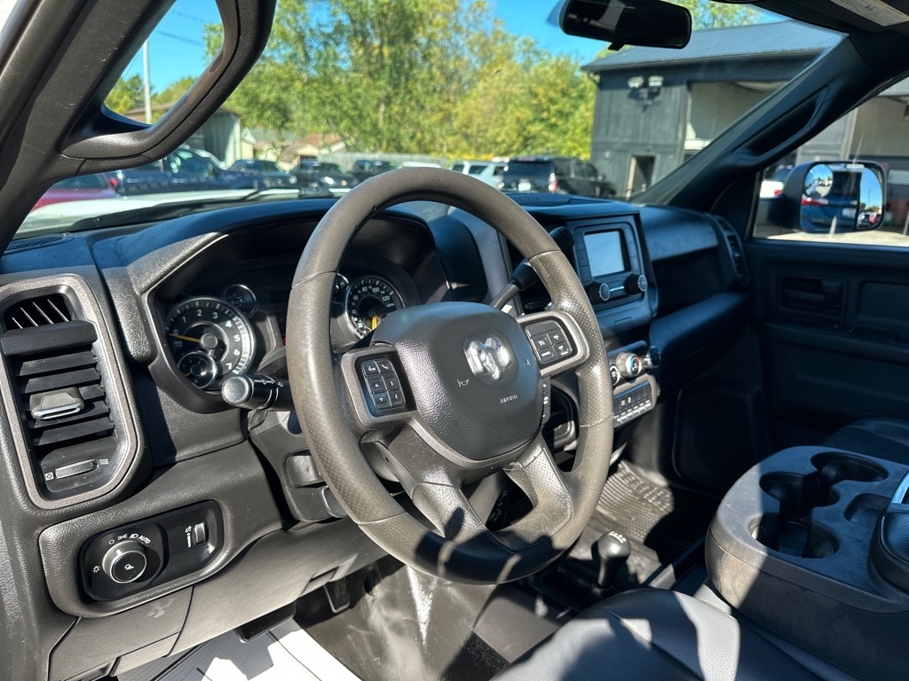 RAM 3500 Chassis Cab Tradesman 4WD Crew Cab 60" CA 172.4" WB 2022 RAM 3500 Chassis Cab Tradesman 4WD Crew Cab 60" CA 172.4" WB 2022