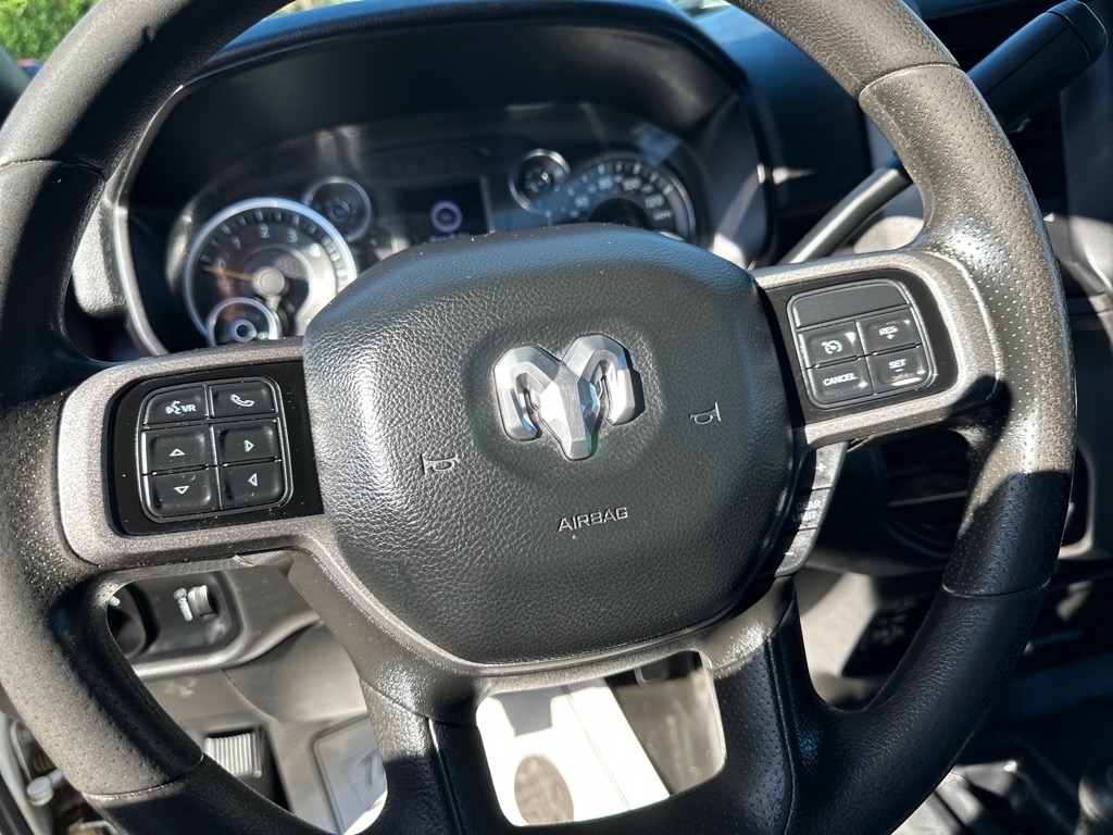 RAM 3500 Chassis Cab Tradesman 4WD Crew Cab 60" CA 172.4" WB 2022