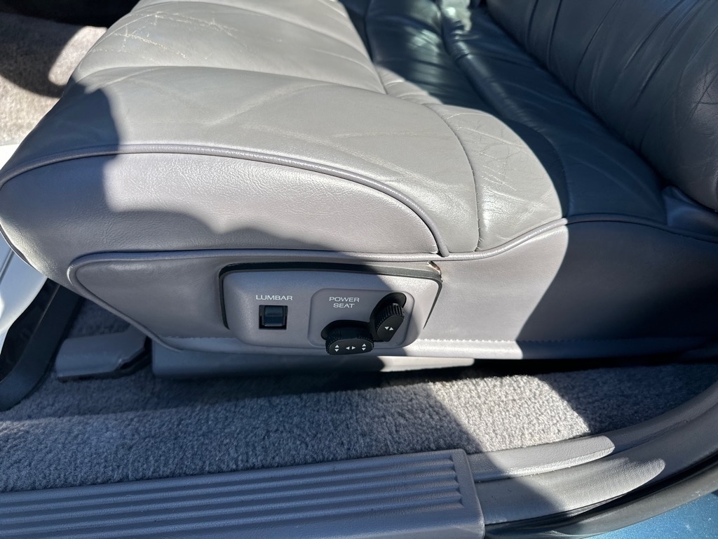 Mercury Grand Marquis 4dr Sedan LS 1993