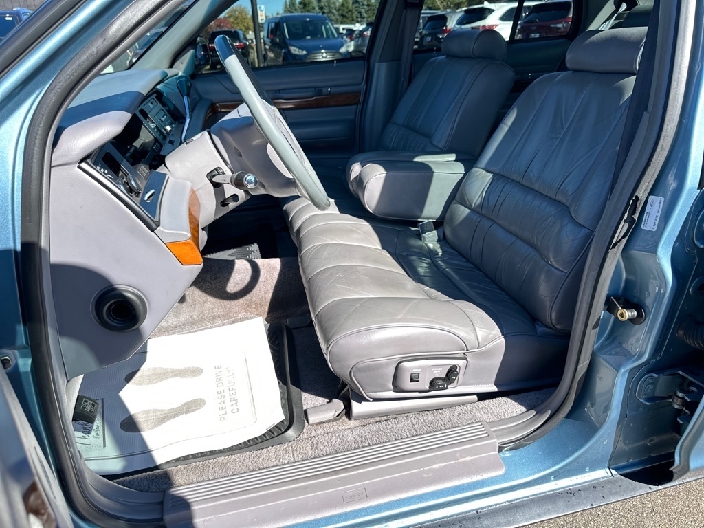 Mercury Grand Marquis 4dr Sedan LS 1993