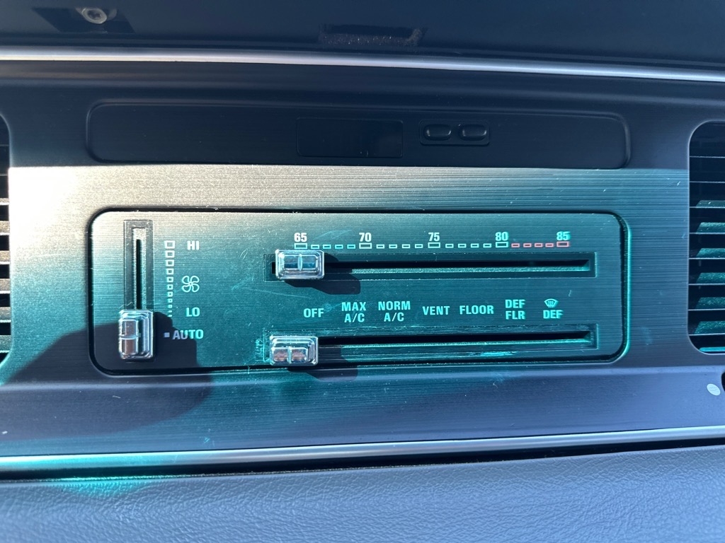 Mercury Grand Marquis 4dr Sedan LS 1993