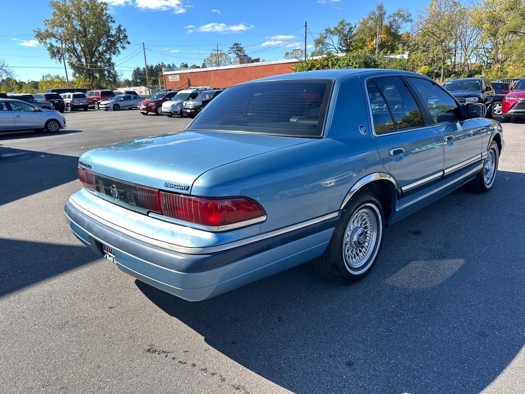 Mercury Grand Marquis 4dr Sedan LS 1993
