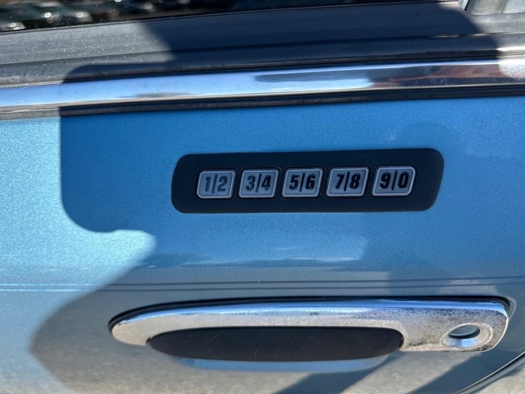 Mercury Grand Marquis 4dr Sedan LS 1993