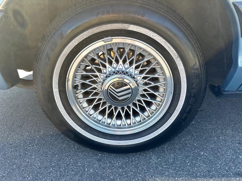 Mercury Grand Marquis 4dr Sedan LS 1993