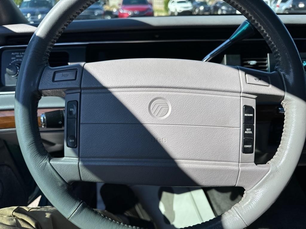 Mercury Grand Marquis 4dr Sedan LS 1993