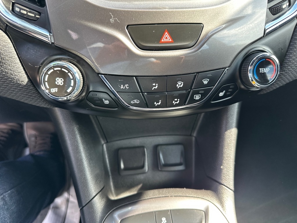 Chevrolet CRUZE LT  2017