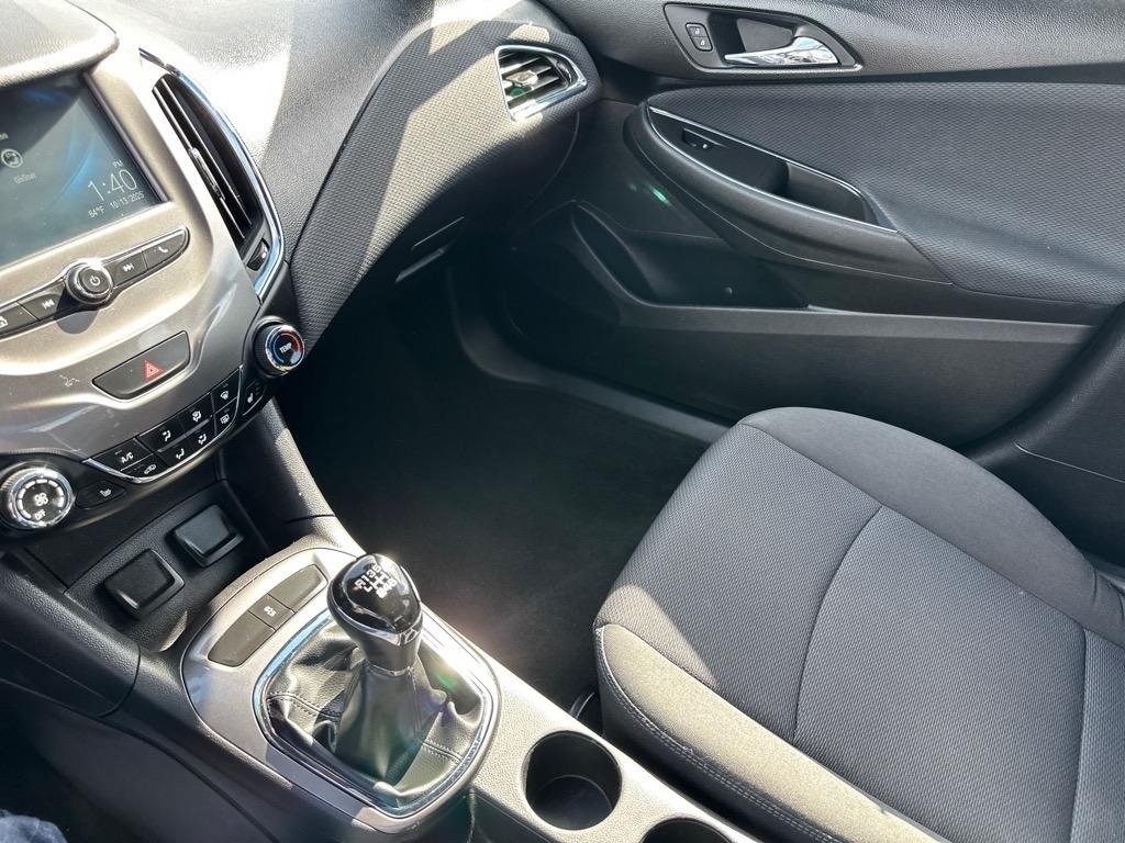 Chevrolet CRUZE LT  2017