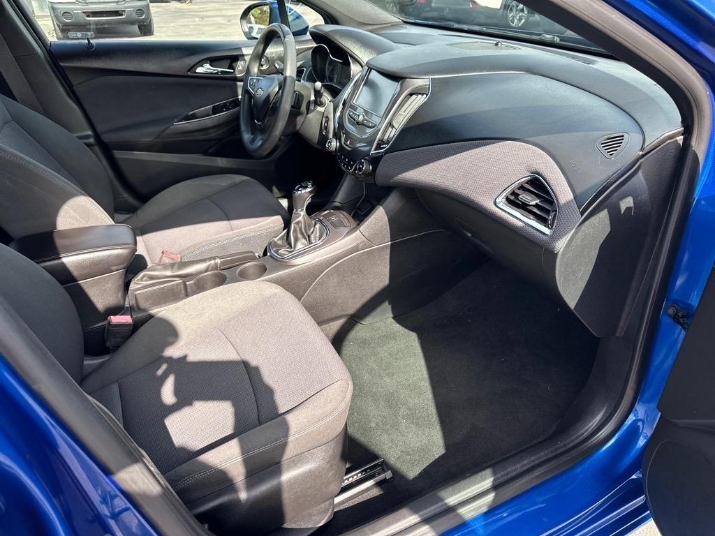 Chevrolet CRUZE LT  2017