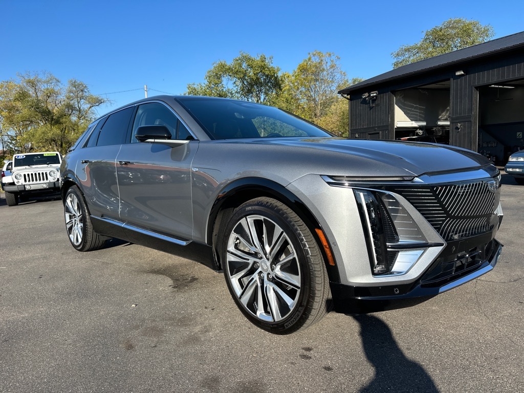 2024 Cadillac Lyriq 4dr Luxury w/1SE