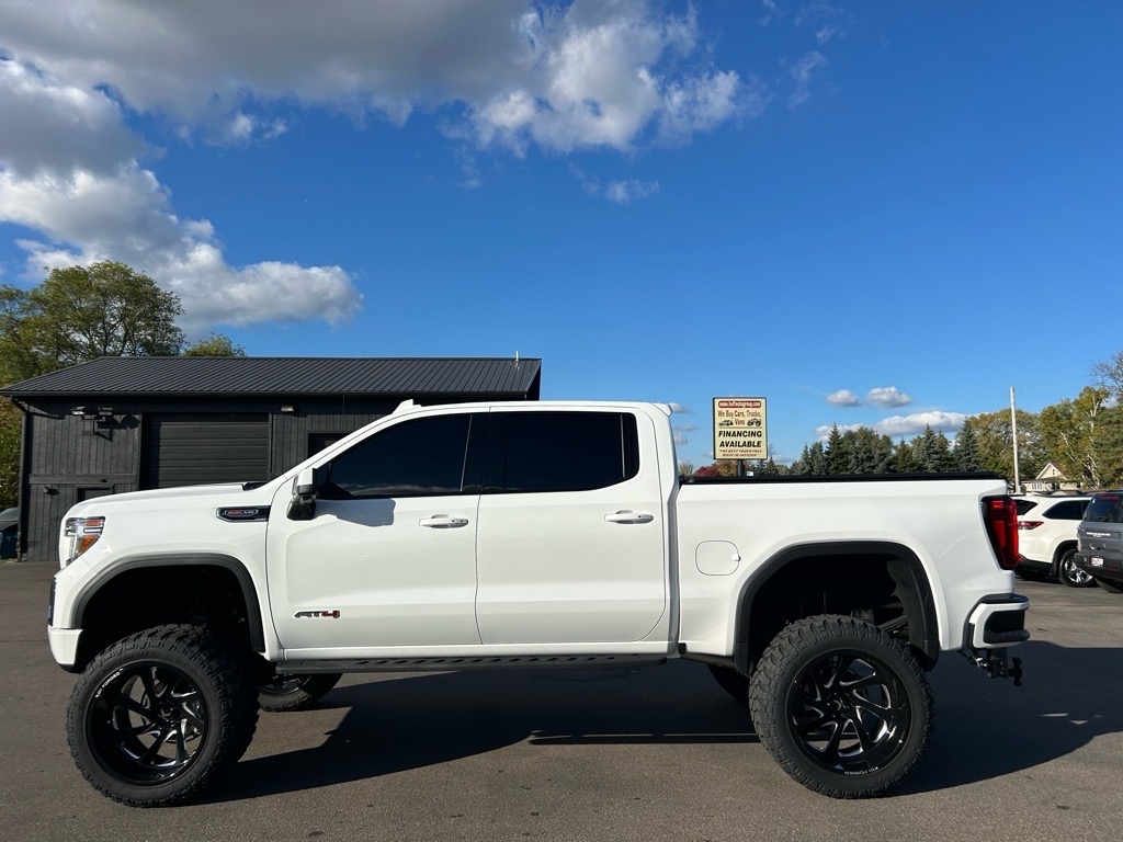 GMC Sierra 1500 Limited 4WD Crew Cab 147" AT4 2022 GMC Sierra 1500 Limited 4WD Crew Cab 147" AT4 2022